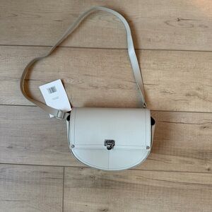 Colle Classic-Pro Demi bag crossbody or converted into a tool belt.